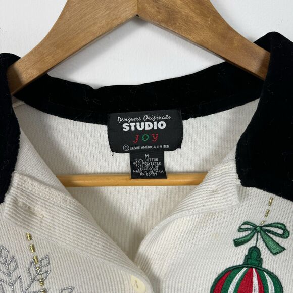 VTG 90s White Christmas Holiday Ornament Ribbon Snowflake Black Collar Cardigan - Picture 5 of 5